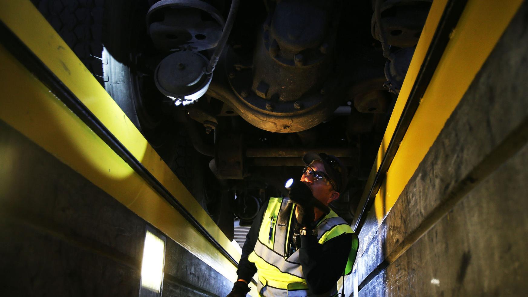 Cross-border training program saving commercial truck drivers time, money